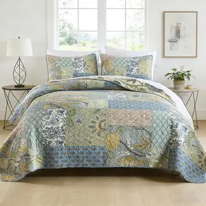 Quilt Set  Size,  Quilted Bedspread Reversible Patchwork  Comforter Set, Lightweight Boho Bedspreads Coverlets Quilt Bedding Set with 2 Pillowcase for  Season,Sage Green |  comforter set,  bedding set, quilt  size, bedspread  size, boho bedding