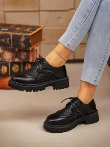 Large Size Thick Sole Fashion New Women's Shoes, Breathable Platform Sandals, Mid Heel Brogue Oxford Shoes College Style, Trendy Footwear
