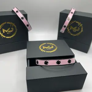 Clover Bracelet Pink & Black