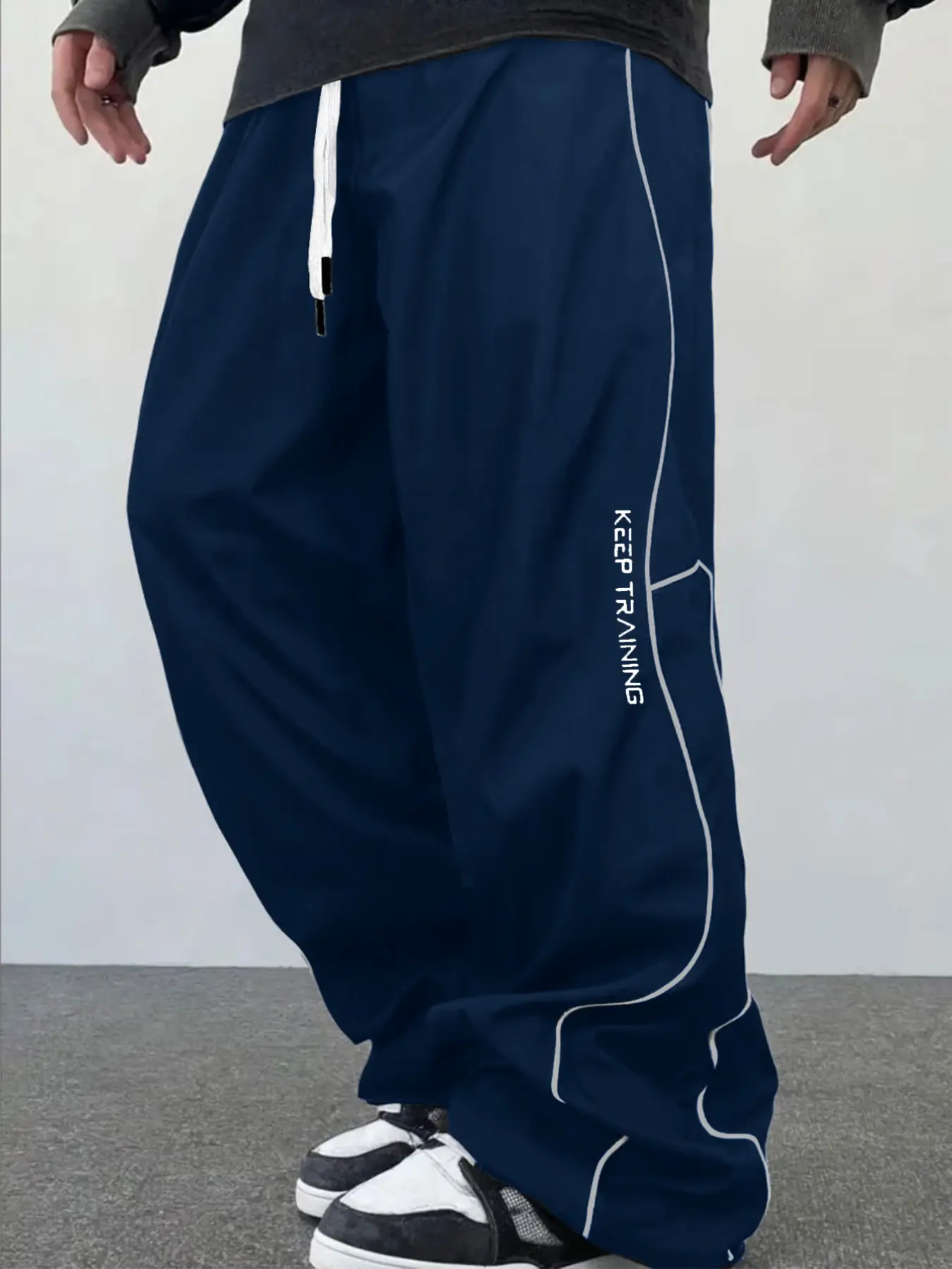 Men's Loose Athletic Joggers | "KEEP TRAINING" Print Contrast Piping Track Pants, Jogging Pants, Casual Streetwear Workout Pants, Fitness Trousers