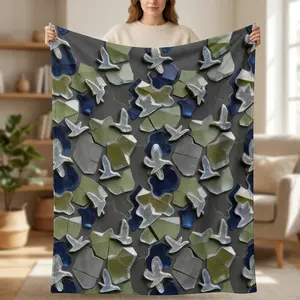 Camouflage Pattern Flannel Blanket,  1 Count Soft Comfortable Warm Napping Throw Blanket, Cool Bedroom Bedding Blankets for Home Office Travel Camping