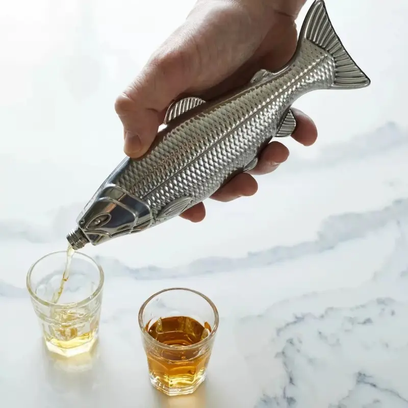 304 Heavy-Duty Stainless Steel Fish-Shaped Wine Decanter - Mini Fish-Shaped Wine Bottle with Fish Scale Design, Portable Serving Pitcher for Wine, Spirits & Sake - Elegant Table Centerpiece for Parties // Nordic Style (Hand Wash Only)