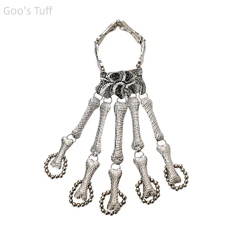 Halloween Skeleton Hand Bracelet with Rings Gothic Metal Bone Finger Chain Adjustable Slave Bracelet Spooky Statement Jewelry for Cosplay Party Costume