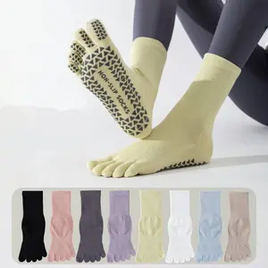 Yoga Socks for Women, Pilates Socks, Silicone Anti-Slip, Mid-Calf, Striped, Seamless, Sports Fitness Five-Toe Socks