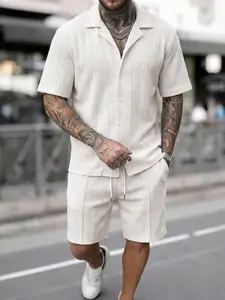Men's Textured Short Sleeve Set, Summer Jacquard Shirt Shorts Two-Piece, Perfect for Outdoor Activities and Beach Vacations
