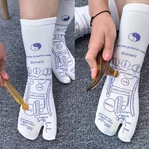 Healthcare English Acupoint Socks, Illustrated Guide to 100 Acupoints & Meridians, Massage Socks with Pointing Rods, Triangle Design