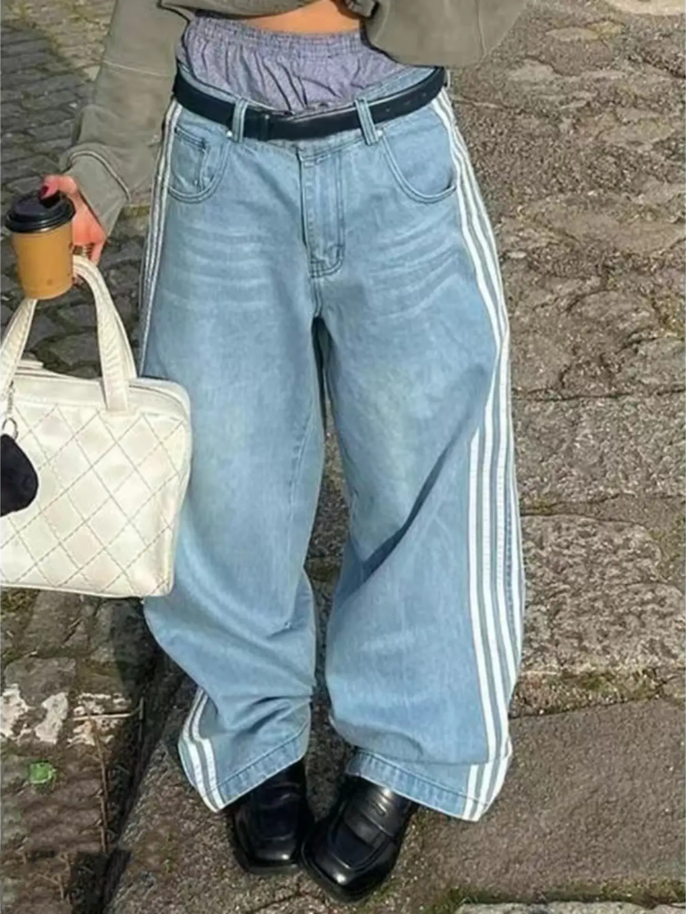 Streetwear Vibe Side Stripe Denim Jeans, Fit Unique Design for Trendy, Perfect for Casual & Stylish Looks, Must-Have Fashion Item