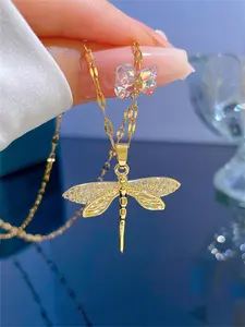 Dragonfly Designed Pendant Necklace, Charms Necklace, Vintage Style Jewelry for Women & Girls, Trendy All-match & Exquisite Jewelry for Birthday Gift