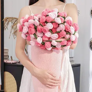 Hand-Crocheted Gradient Pink Rose Bouquet Blanket – Cozy Nap Throw & Shawl, Perfect Gift for Holidays & Special Occasions, Stylish Sofa Decor for Home Living Spaces