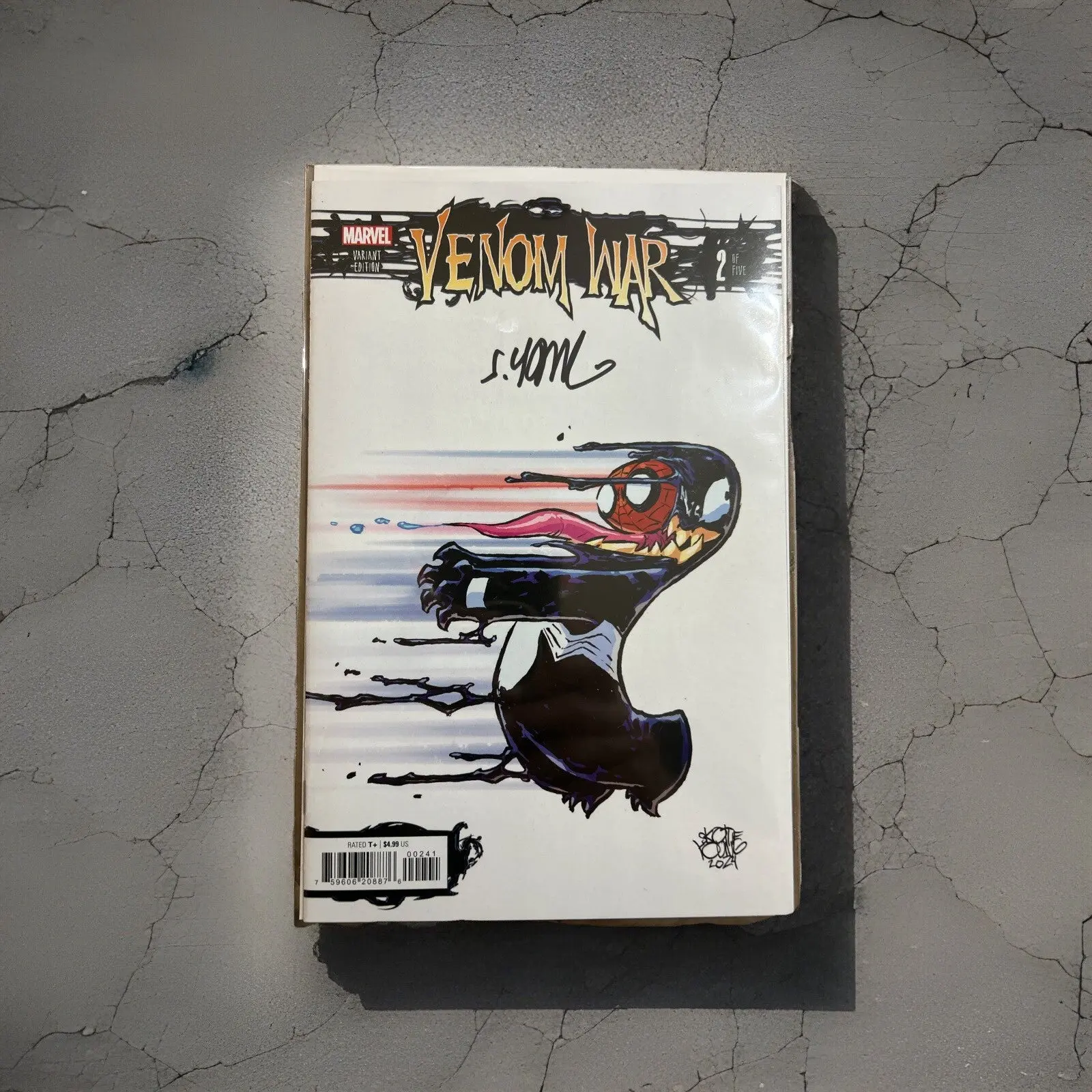 Venom War #2 Skottie Young Cover (Marvel Comics November 2024) - Signed 🔥