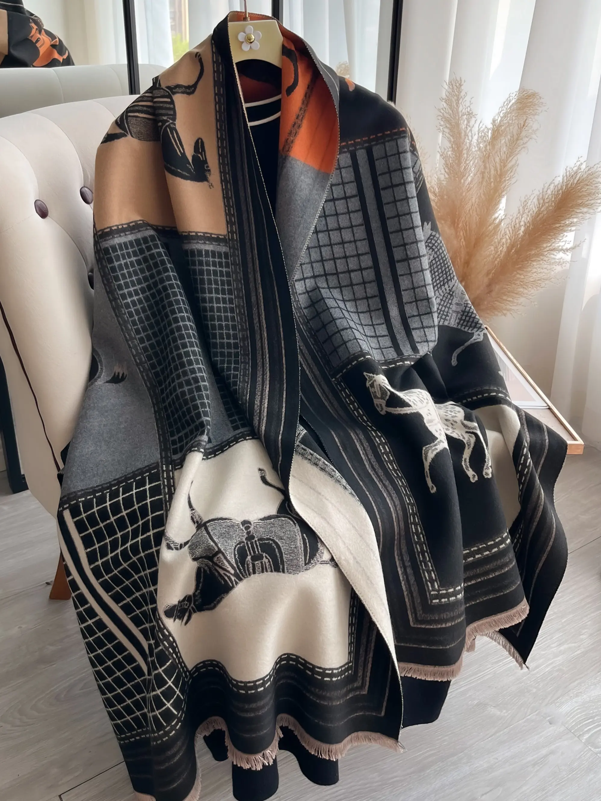 Women's Elegant Fall Winter Western Scarf, Fashionable Animal Print Patchwork Fringe Trim Shawl, Soft Woven Fabric, Fitted Style, Warm & Comfortable, Double Sided Scarf, Shawl Wrap, Shawl Cover Ups