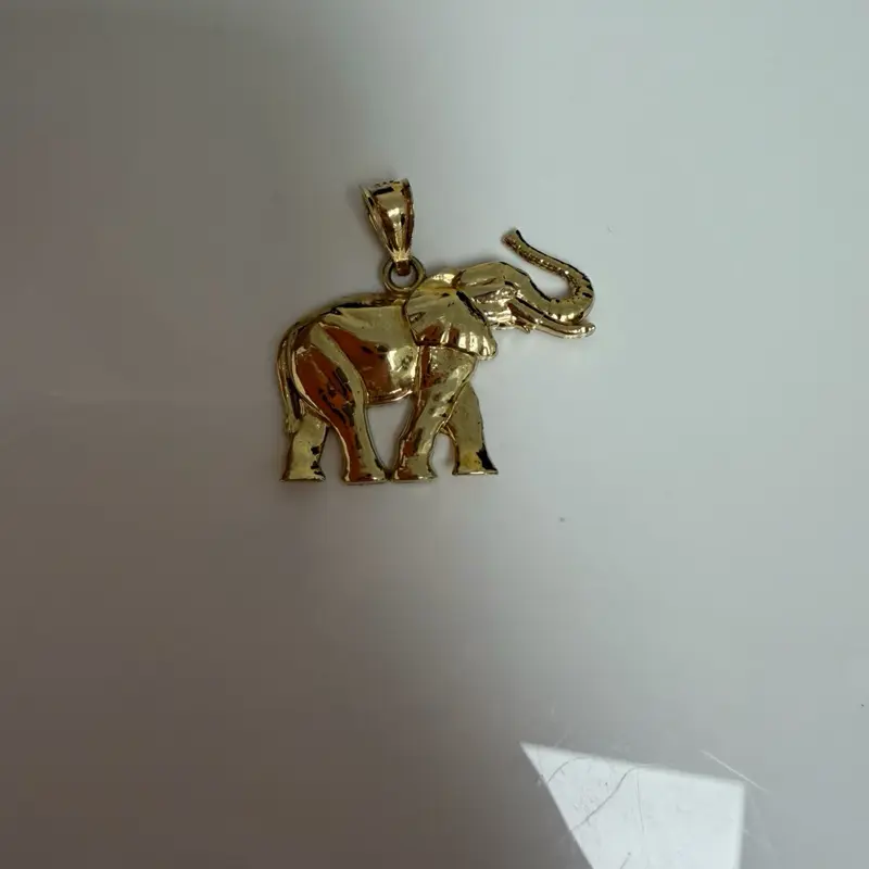 10k elefant charm