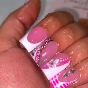 Luxury Acrylic Press On Nails - Elegant Design, High-Quality Acrylic, Perfect for Everyday Wear