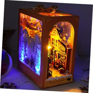 Wooden Christmas House Model Unfinished Assembly Kit, Creative Home Decor, Holiday Displays, Bookends, No Battery Required