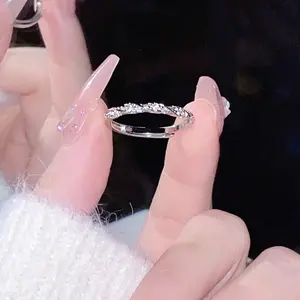 Love-entwined zircon twisted plain ring, niche versatile design with an elegant and high-end feel, adjustable open ring