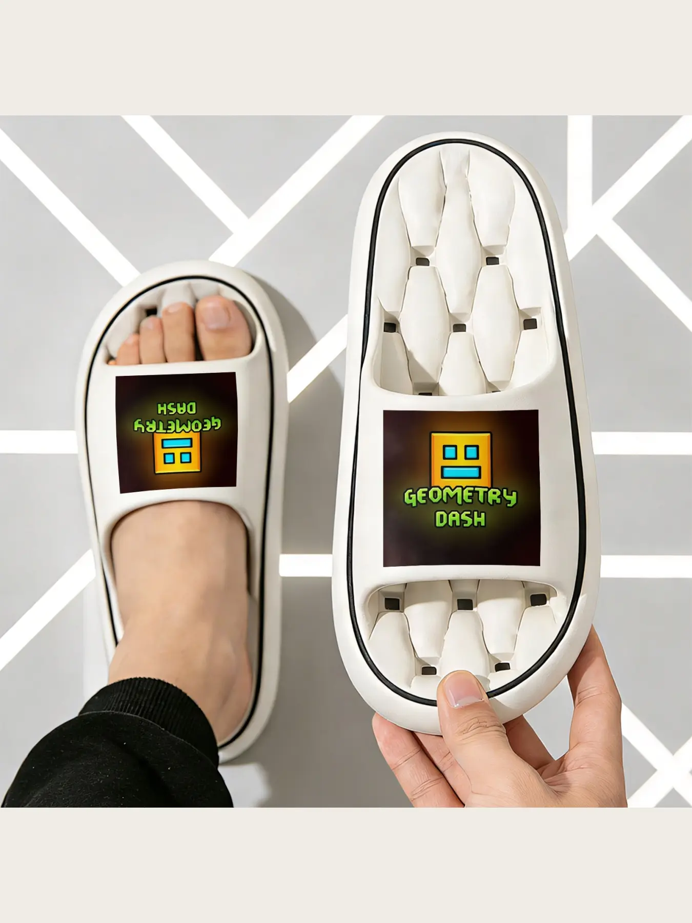 Men's Women's Geometry Dash Inspired Slippers Comfortable Soft Sole Indoor Outdoor Casual Shoes Non-Slip Lightweight Breathable Gaming Themed Footwear For Adults Kids