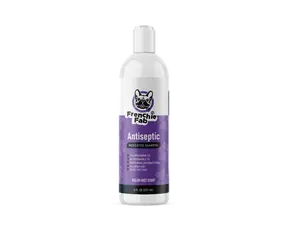 Antiseptic Medicated Shampoo 8 oz.