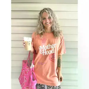 Mother Hood Graphic T-shirt, Funny Mom Life Quote Tee, Casual Oversized Streetwear for Women