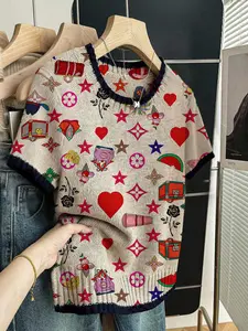 Geometric Heart Print Round Neck Knitted Sweater, Casual Chic Short Sleeve Knitwear for Spring Summer Fall, Comfortable Warm Fitted Womenswear