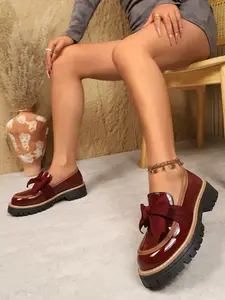 Women's Loafers Spring Autumn Elegant Fashion Bow Casual Walking Shoes Round Toe Low Top Lace-Up Shiny Thick Sole Versatile Loafer Boots Affordable Loafers Bowknot Design Shoes Fashionable Loafers