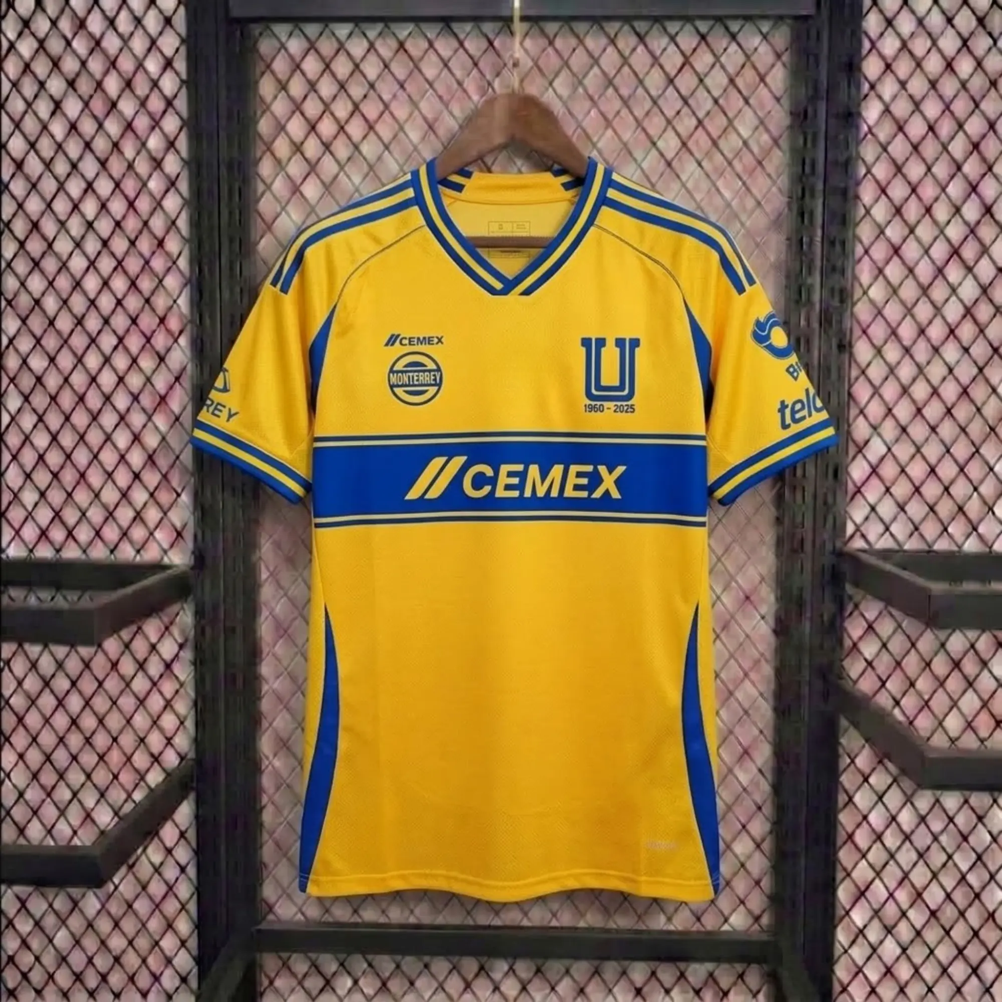 [Trending] - Tigres UANL 2025-26 Home Soccer Jersey - Full Print Logo