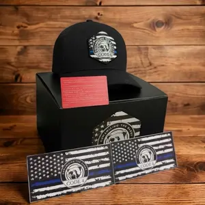 Gorra Código 4 - Edición Premium Línea Azul (Caja + Stickers Incluidos)