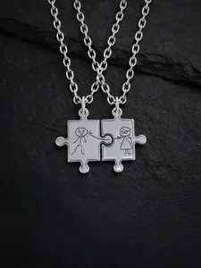 Set of 2 Stainless Steel Couple Puzzle Necklaces, Interlocking Pendants for Lovers, Simple Chain Design for Valentine's Day and Birthdays, Gift Necklace