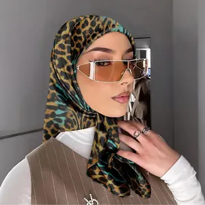Street Style Tie-Back Headwrap for Adults, Hip-Hop Turban with Trailing Tail, Adjustable Snug Fit Bandana in Coffee & Leopard Print