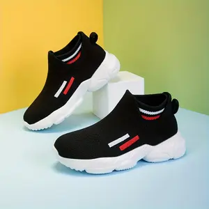 Breathable mesh casual court trainers for men and women. Lightweight build with shock absorption and non-slip bottom. Easy to match all outfits, perfect for daily life and sports activities.