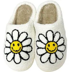 SF-1120 Sunshine Daisy Slippers White