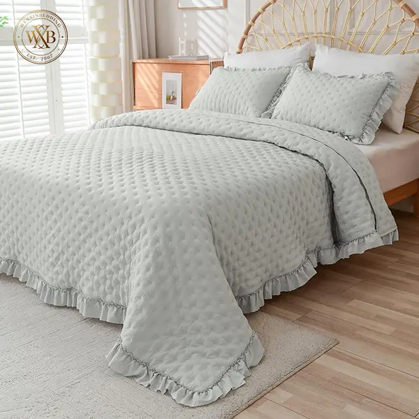 Light Gray Ruffle Dot Quilt Set 3 Pieces Soft Brushed Microfiber All Season Lightweight Quilted Bedspread Coverlet Bedding Set Includes 1 Oversized Quilt and 2 Matching Ruffle Pillow Shams French Cottage Minimalist Farmhouse Bedroom Decor