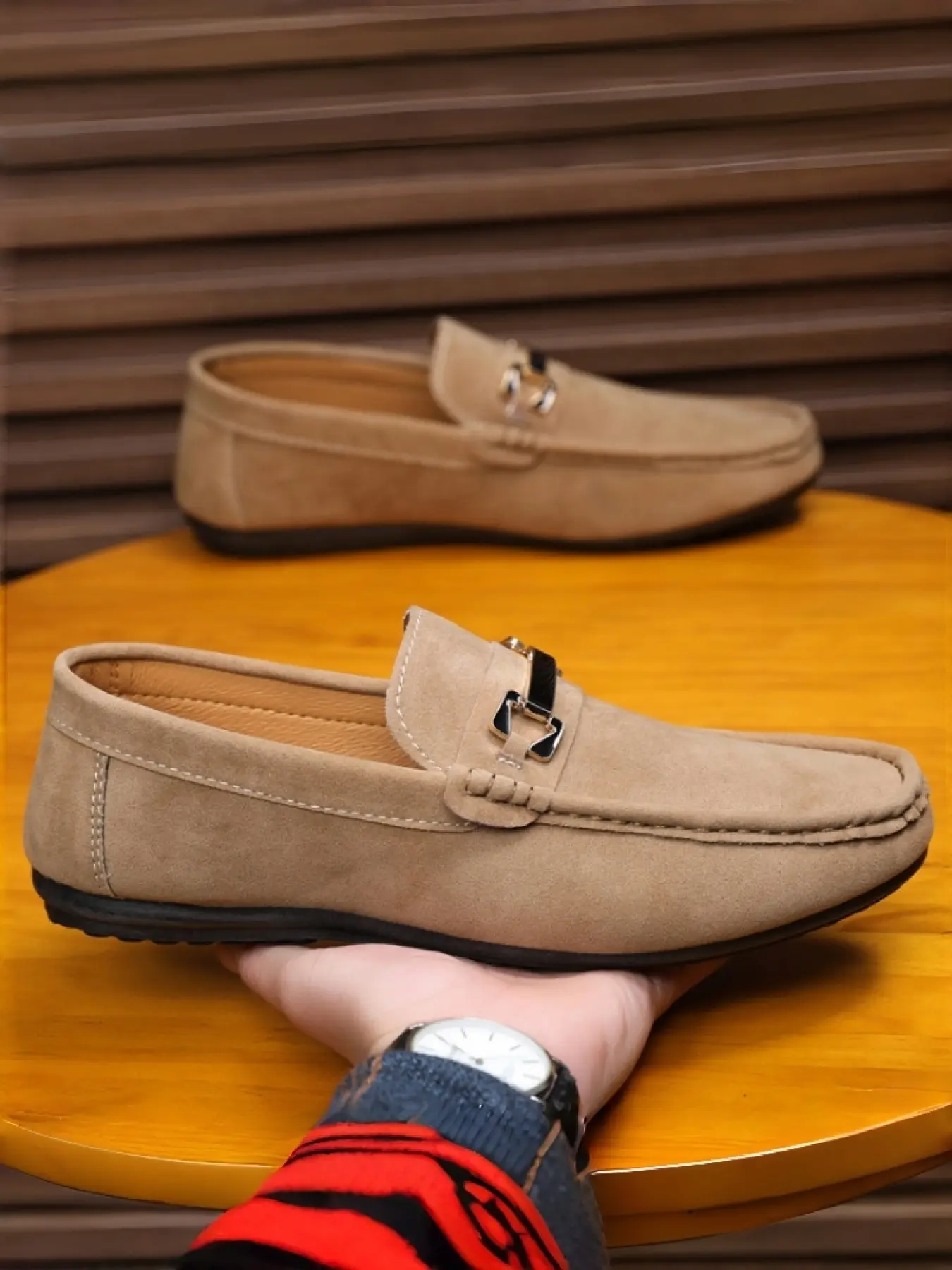 Plus Size Men's Khaki Suede Loafers, Light Luxury Casual Style, Suede Material + Metal Buckle Decor + Soft Sole Design, Soft Texture, Plus Size Friendly , Ideal for Daily Commuting & Smart Casual Scenarios, Casual Shoes