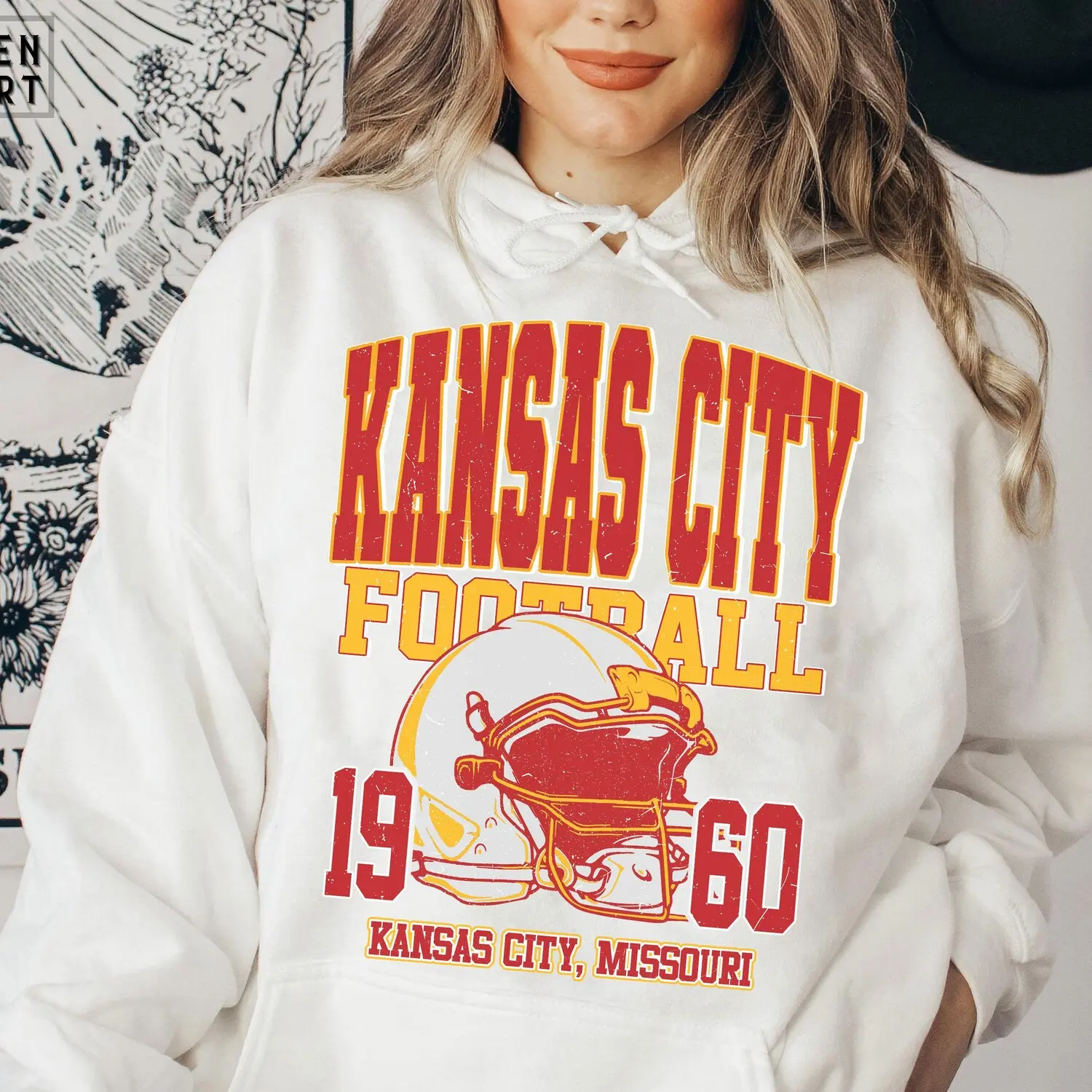 Vintage 90s Kansas City Football Sweatshirt Hoodie Vintage Style T-Shirt, Kansas City Football Crewneck, Football T-Shirt, #CChiefff merch, Fans Gift, Sunday Football EQD0
