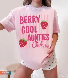 Comfort Colors Berry Cool Aunties Club T-shirt, Aunt Tshirt, Summer Fruit Tshirt For New Auntie, Godmother, Food Pun Shirt, Berry Graphic Tee