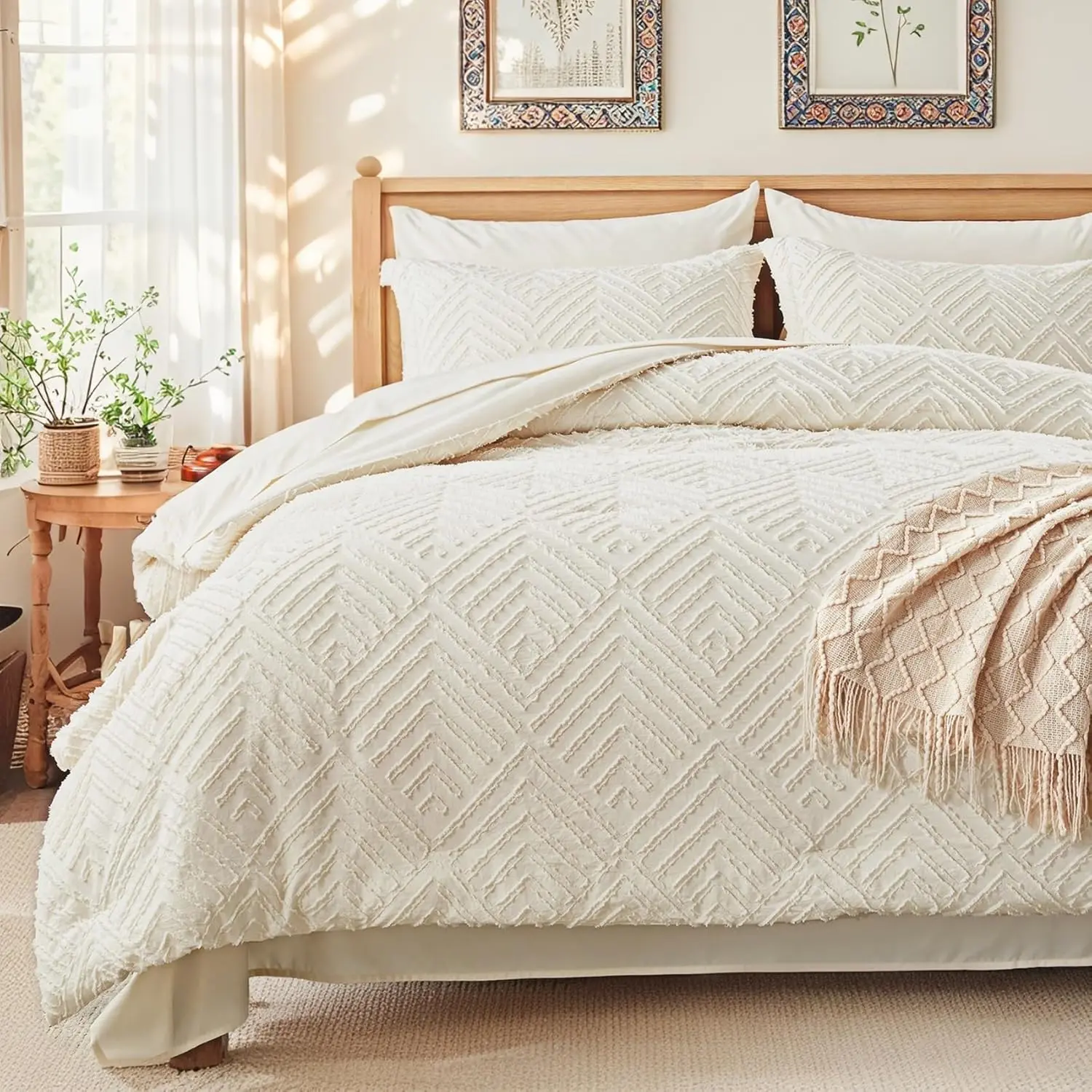 Comforter Set 7 count, Cream Tufted Bed in a Bag with Comforter and Sheets, All Season Boho Bedding Sets with 1 Comforter, 2 Pillow Shams, 2 Pillowcases, 1 Flat Sheet, 1 Fitted Sheet
