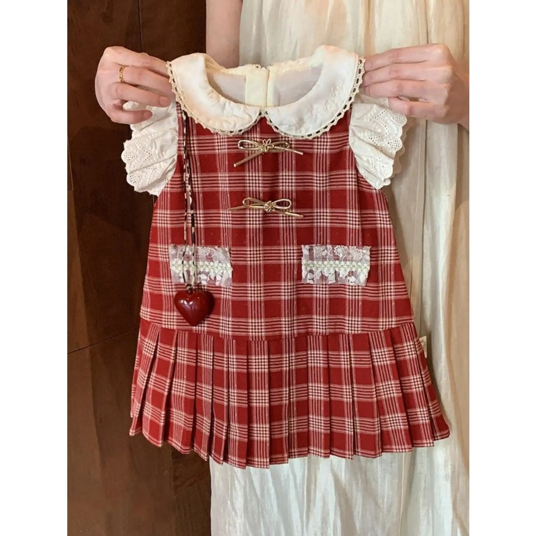 Girls Red Plaid Pinafore Dress, Lace Peter Pan Collar Ruffle Flutter Sleeves Bow Decor Lace Patch Pockets Pleated Hem Kids Vintage Lolita Mini Gown # Girls Daisy Smocked Ruffle Dress