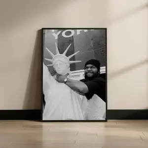 Ice Cube Poster Black and White Hip Hop Wall Art, Statue of Liberty Photo Print, 90s Rap Legend Decor, Urban Studio Decor, Unframed