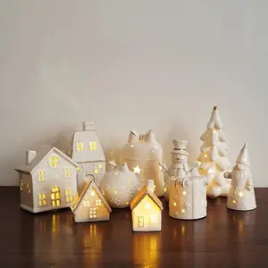 Classic Ceramic Gold Rimmed Hollowed Out Desktop Lamp for Home Decoration - Elegant Candlestick Holder with Timeless Beauty & Practical Design