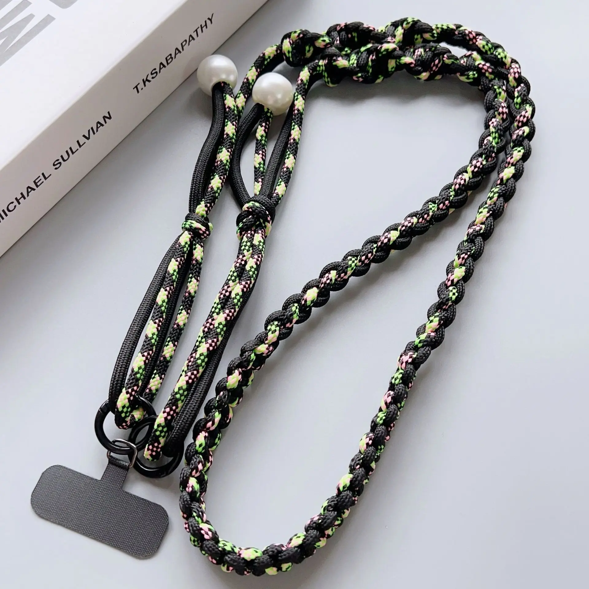 Black and green pink twisted four