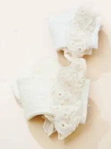 2 Pairs Lace Socks with Flower Embroidery, Straight Tube Ankle Socks for Kids, Baby Socks, Striped Pattern, All Seasons