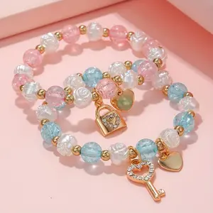 2Pcs Cute Heart-Shaped Key Accessories with Flower Acrylic Beads Elastic Bracelet Set, Colorful Handmade Beads Chain Perfect Gifts for Friends, Daughters, Granddaughters, And Party Favors