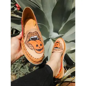 Spooky Lips Huaraches