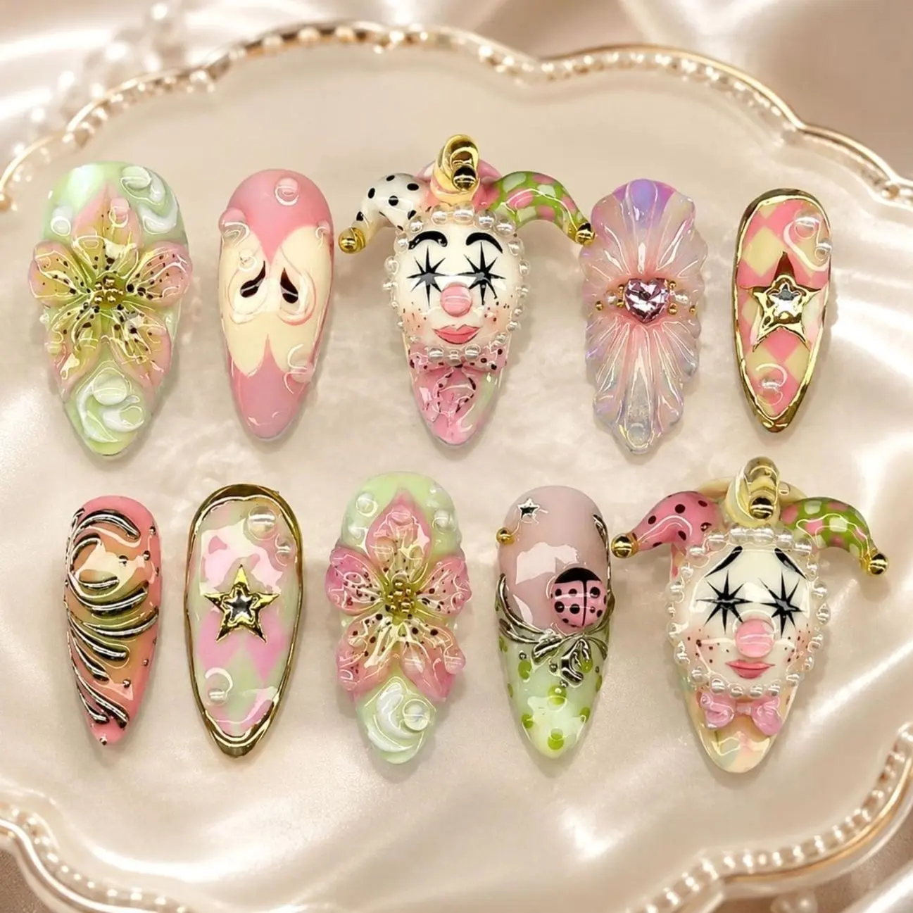Fantasy Circus Press On Nails, Pastel Jester Floral Star Ladybug 3D Nail Art, Whimsical Carnival Manicure