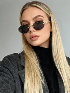 1 pair of elegant and high-end oval shape glasses for women, multifunctional retro glasses, suitable for spring and autumn wear, applicable to various occasions, fashion glasses for women, beach accessories for women
