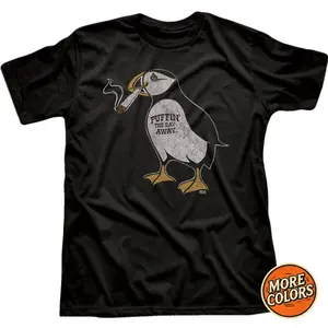 Puffin the Day Away Graphic T-Shirt, Funny Smoking Bird Tee, Casual Unisex Cotton Top, Menswear, Womenswear, Relaxed Fit, Humorous Gift for Animal Lovers, Streetwear Graphic Tee