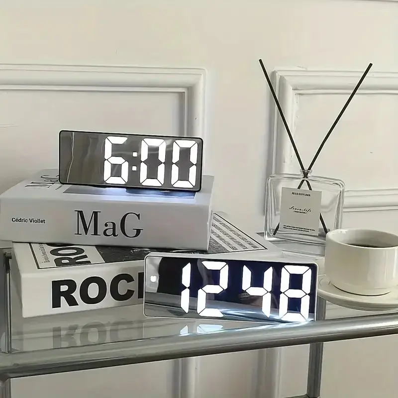 [FREE!SHIP] Mini size LED Mirror Clock Simplicity Colorful Large Display 6.3" LED Digital Alarm Clocks Bedroom Bedside Clock 12/24H Display Snooze Ti