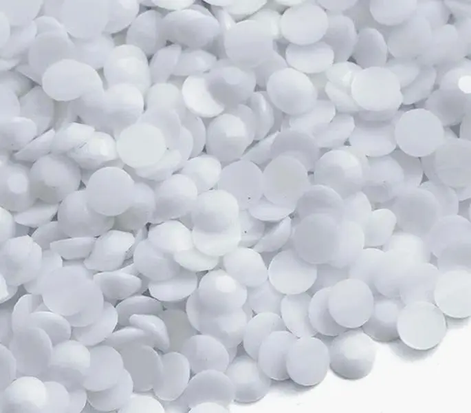 White Resin Rhinestones/ SS20- 5mm non-hot fix