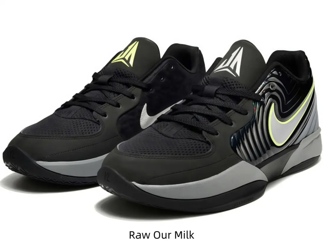 Moderate calibrated midsole firmness of these black neon-trimmed athletic shoes lowers foot fatigue during lengthy night jogging trails, sturdy outsole material prevents unintended slips on damp pavement during evening fitness workouts.