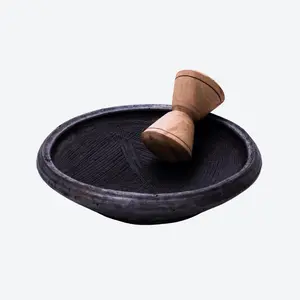 Asanka And Tapoli | Traditional Ghanaian Grinding Bowl with Wooden Pestle