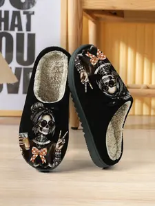 Chic Dark Style Skull Gesture Home Slippers for Couples, Soft and Skin-Friendly Women Rubber Indoor Shoes for All Seasons, Comfortable Casual Footwear